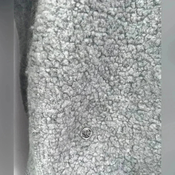 Lululemon stand out Sherpa half zip grey sweater Size 4 - Picture 5 of 7